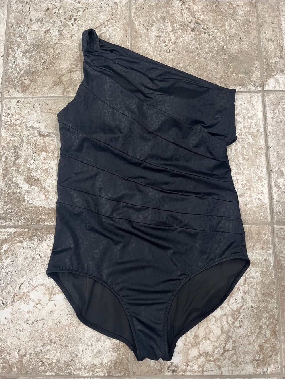 KIAVA Black One-Shoulder One-Piece Swimsuit